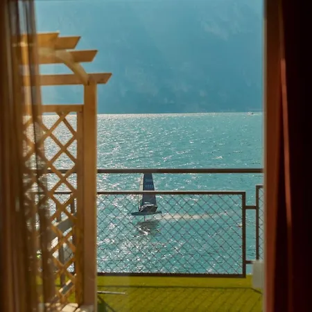 Paradiso Hotel